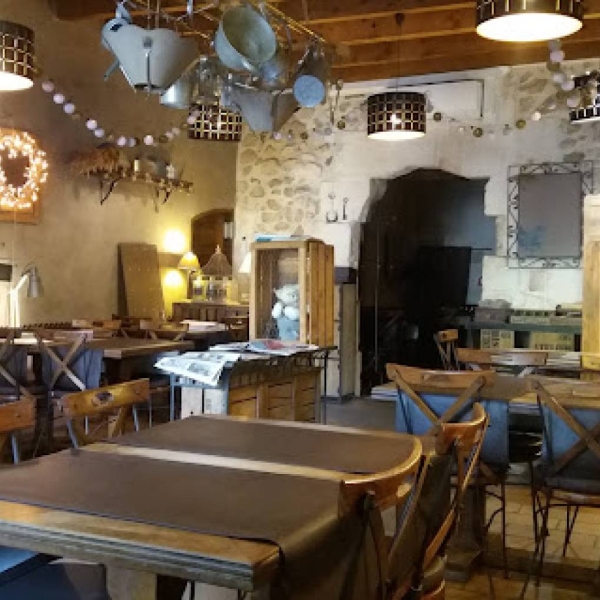 Le restaurant - L'Oustaloun - Maussane-les-Alpilles - Hôtel restaurant Maussane-les-Alpilles