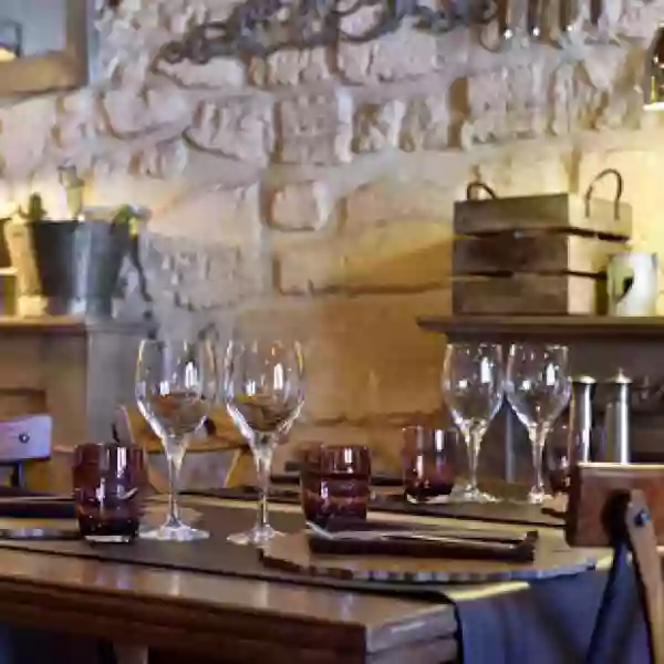 Le restaurant - L'Oustaloun - Maussane-les-Alpilles - restaurant FONTVIEILLE